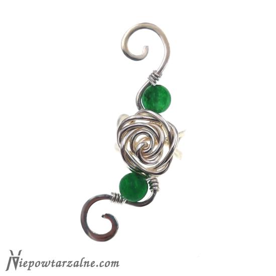 Srebrny ear cuff "Róża" zielony
