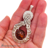 Srebrny wisior z bursztynem "Skarb Bałtyku"